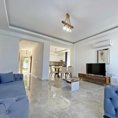 Vilă Nisa Villa, Oezel Havuzlu,
